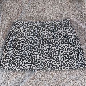 BRAND NEW american eagle leopard corduroy skirt